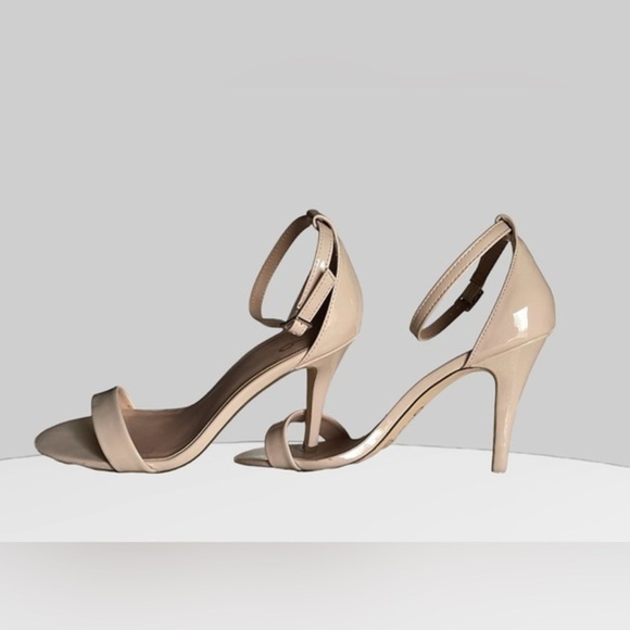 Mix no.6 Heeled Sandal Size 8.5. Worn 1x to a wedding Scuff L heel
4” heel. EUC - Picture 2 of 7